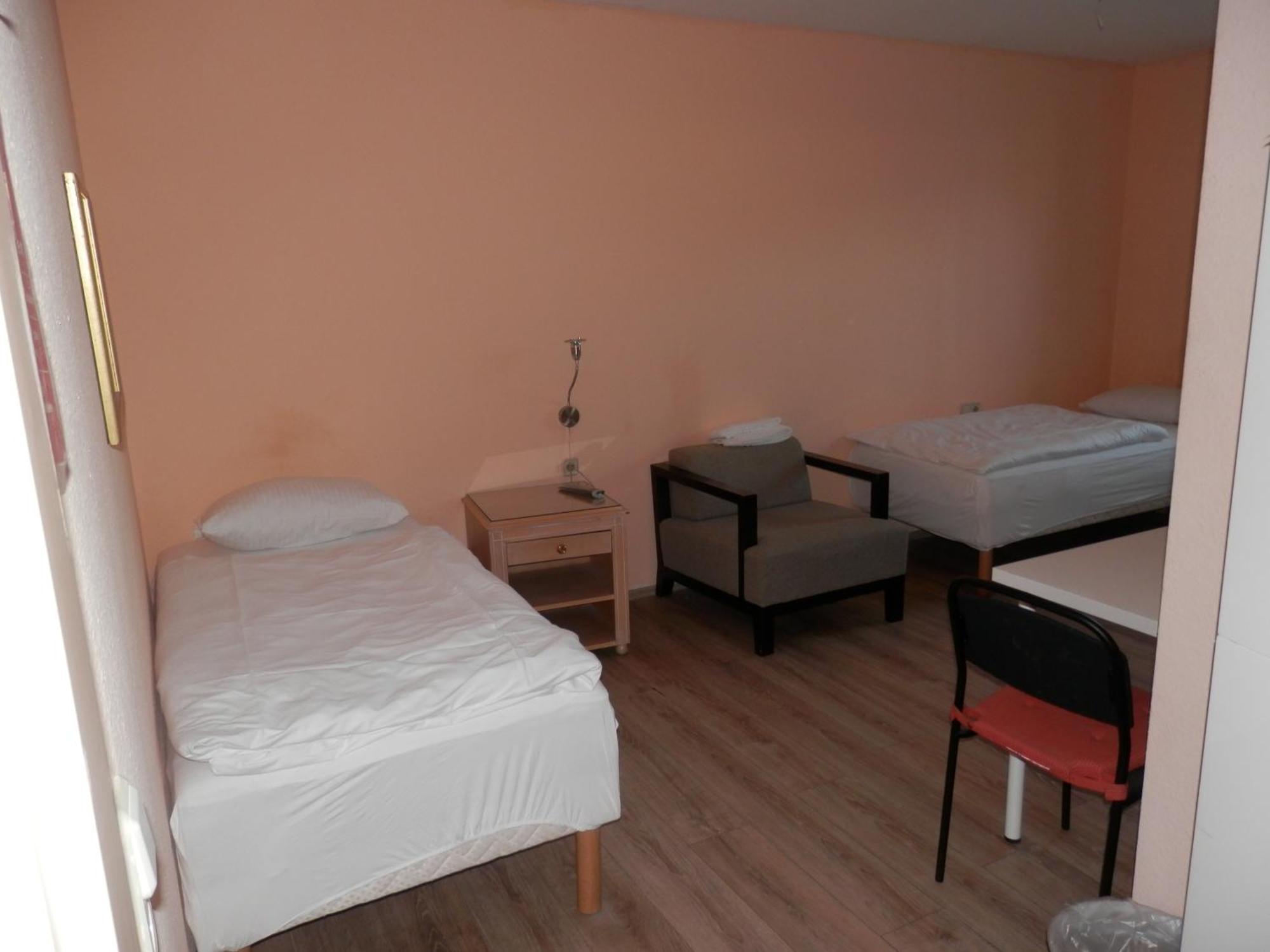 Relax Hotel-Ludwigshafen Екстер'єр фото
