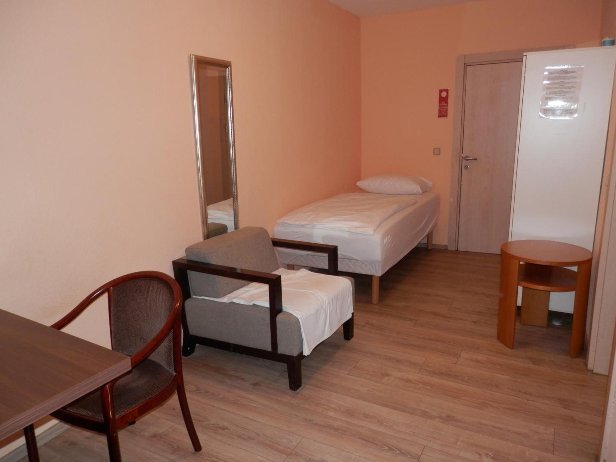 Relax Hotel-Ludwigshafen Екстер'єр фото